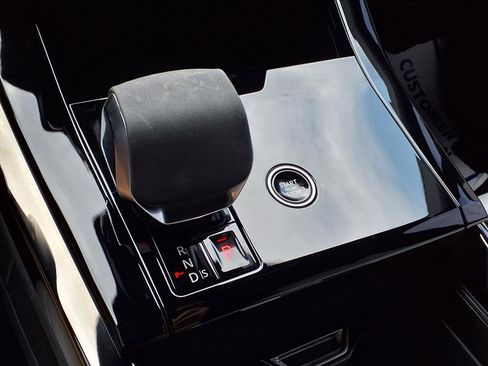 Used 2024 Land Rover Range Rover Sport Dynamic SE image 9