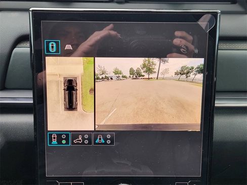 New 2026 GMC Terrain AT4 w/ Technology Package II image 12