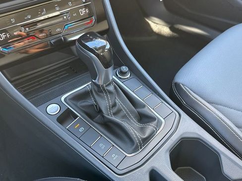 New 2026 Volkswagen Jetta SEL image 31