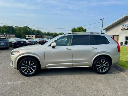 Used 2016 Volvo XC90 T6 Momentum w/ Momentum Plus Package AWD/4WD image 4