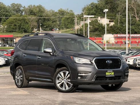 Used 2020 Subaru Ascent Touring w/ Popular Package #3 AWD/4WD image 1