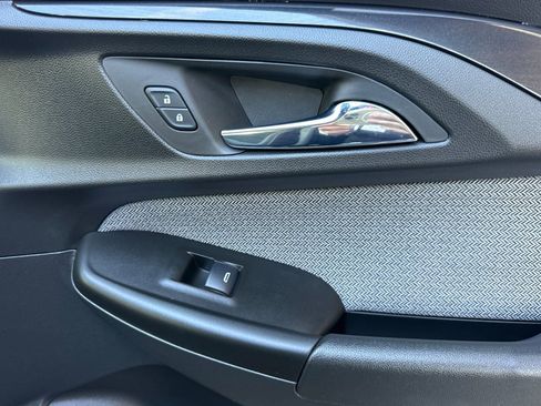 Certified 2021 Chevrolet TrailBlazer LS w/ LPO, Blackout Package image 21