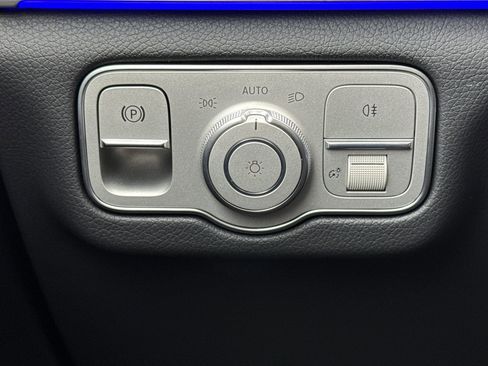 New 2026 Mercedes-Benz GLE 450e 4MATIC image 29