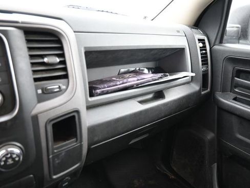 Used 2020 RAM 1500 Tradesman w/ Chrome Appearance Group image 25