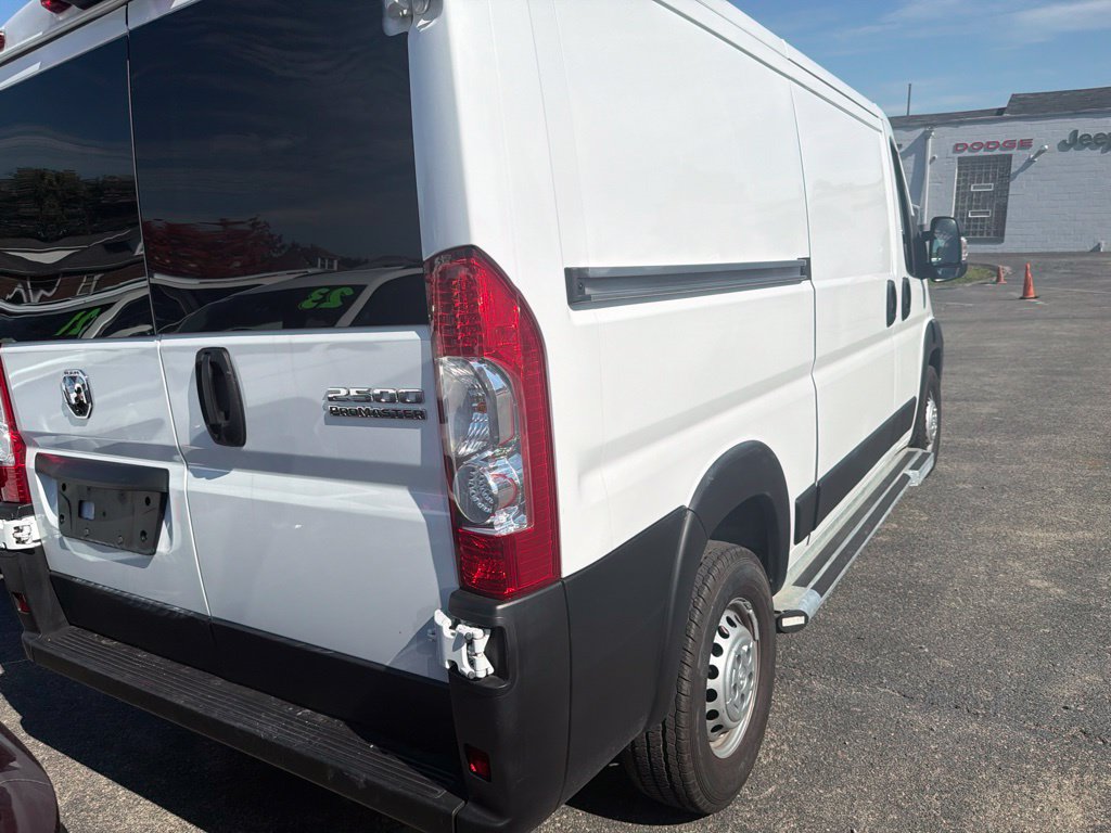 Used 2025 RAM ProMaster 2500 w/ U-Haul Equipment Group FWD image 7
