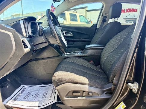 Used 2017 Chevrolet Equinox LT w/ Convenience Package FWD image 10