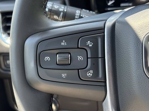 Used 2023 GMC Yukon SLT w/ SLT Premium Package AWD/4WD image 19