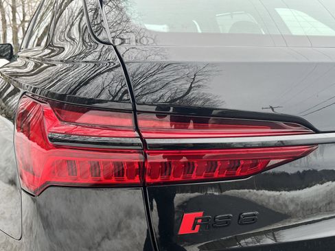 Used 2023 Audi RS 6 AWD/4WD image 29