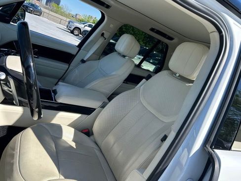 Used 2023 Land Rover Range Rover SE AWD/4WD image 9