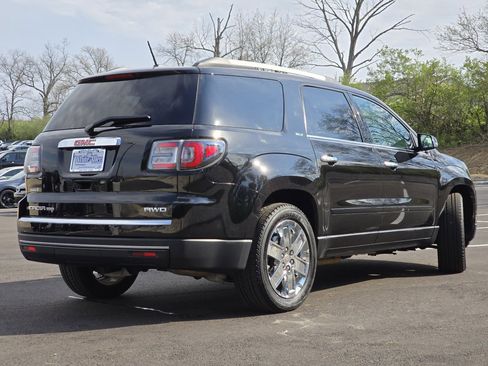 Used 2017 GMC Acadia Limited SLT image 31
