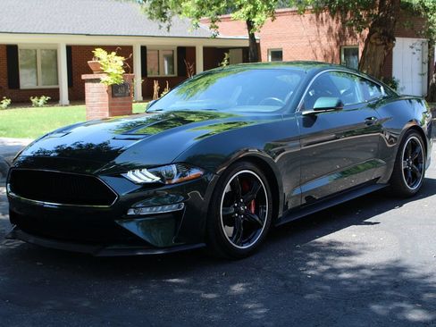 Used 2019 Ford Mustang Bullitt RWD image 48