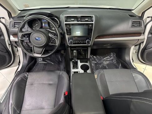 Used 2018 Subaru Outback 3.6R Limited AWD/4WD image 18