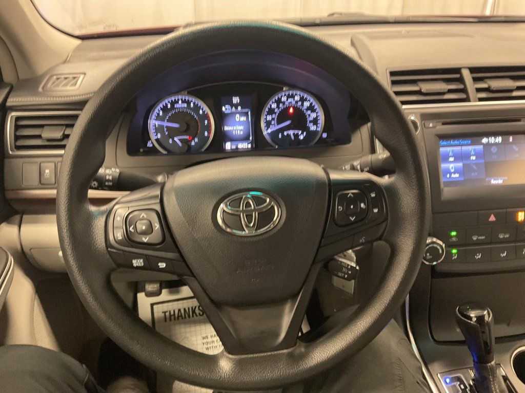 Used 2016 Toyota Camry LE FWD image 16