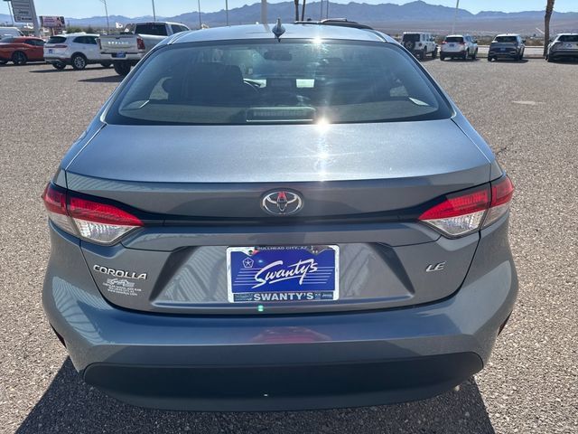 Used 2025 Toyota Corolla LE FWD image 4