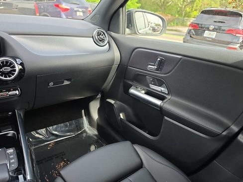 Used 2023 Mercedes-Benz GLA 250 image 25