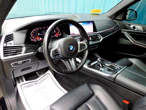 Used 2020 BMW X7 xDrive40i w/ M Sport Package AWD/4WD image 13