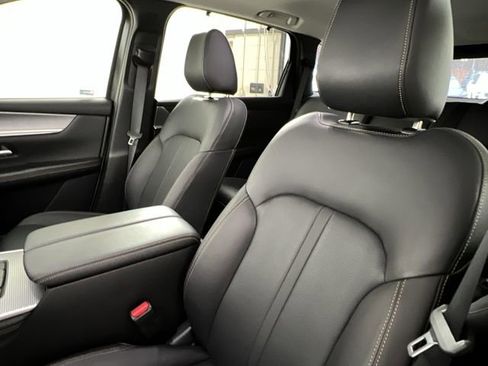 Certified 2025 MAZDA CX-70 3.3 Turbo w/ Premium Package image 13