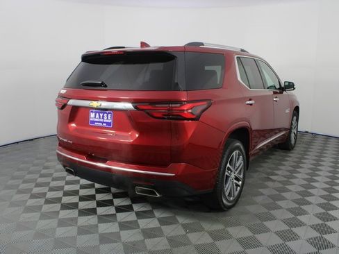 Used 2023 Chevrolet Traverse High Country image 31