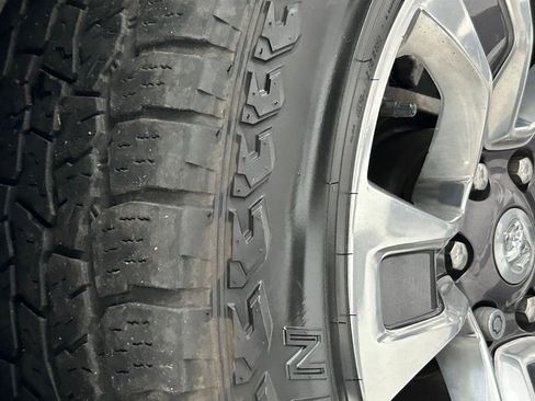 Used 2020 RAM 1500 Limited image 29