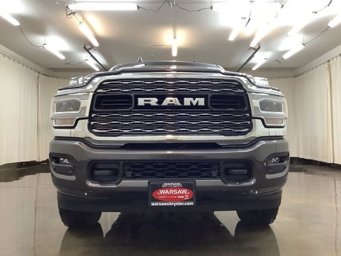 Used 2024 RAM 2500 Laramie AWD/4WD image 11