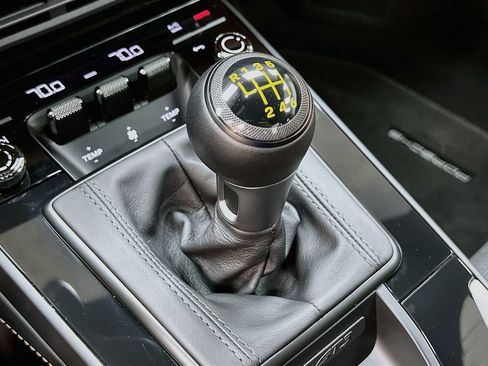 Certified 2024 Porsche 911 GT3 RWD image 18