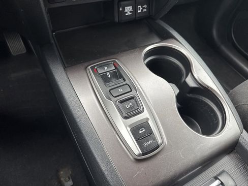Certified 2022 Honda Pilot Sport image 32
