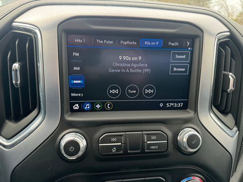 Used 2022 GMC Sierra 2500 SLE w/ SLE Value Package; image 28