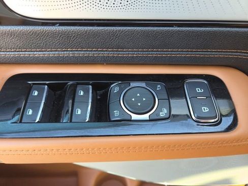 Used 2023 Lincoln Aviator Black Label AWD/4WD image 29
