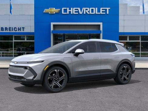 New 2026 Chevrolet Equinox EV LT w/ Convenience Package II FWD image 2