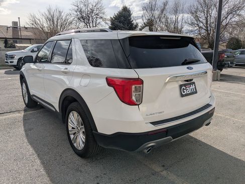 Used 2022 Ford Explorer Limited image 8