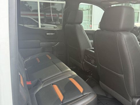 Used 2019 GMC Sierra 1500 AT4 w/ Technology Package AWD/4WD image 17
