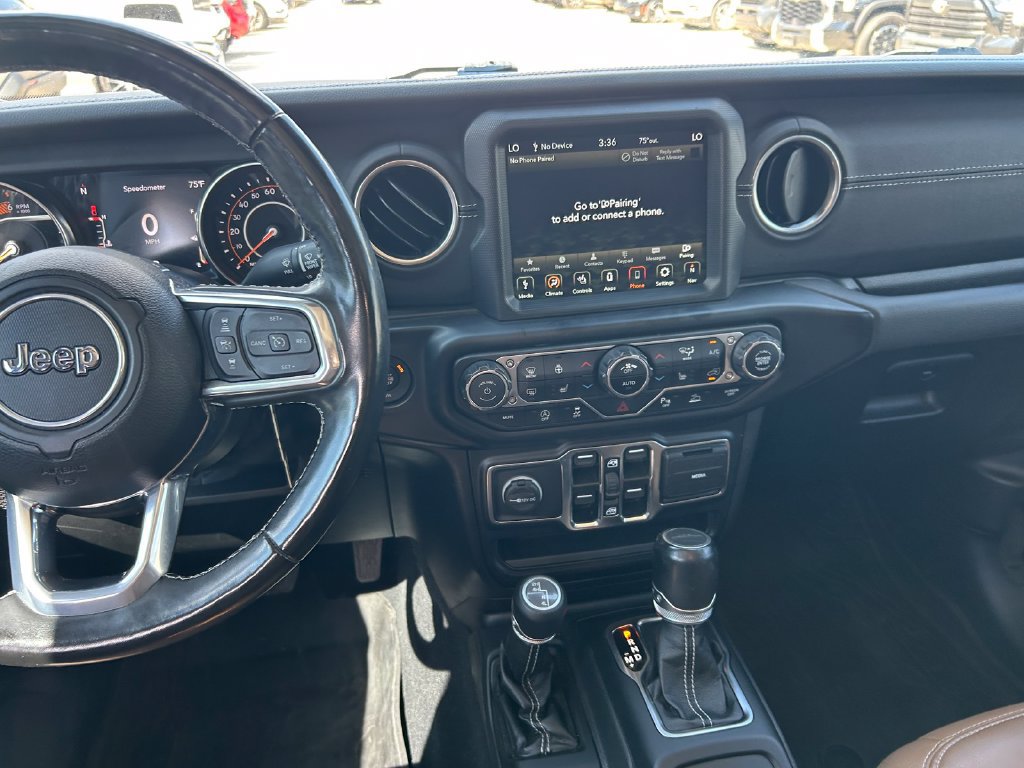 Used 2022 Jeep Gladiator Overland w/ Popular Equipment Package AWD/4WD image 19