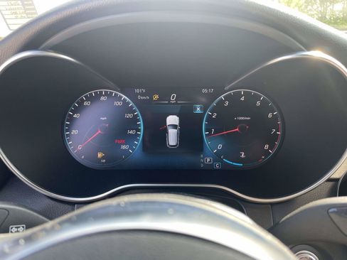 Used 2021 Mercedes-Benz GLC 300 w/ AMG Line image 11