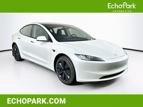 Used 2025 Tesla Model 3 Long Range RWD image 1