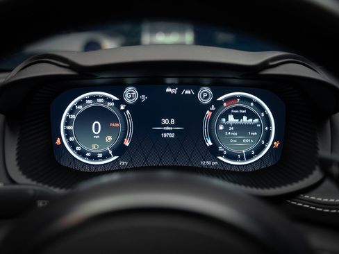 Used 2021 Aston Martin DBX AWD/4WD image 57