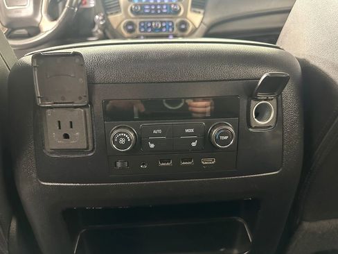 Used 2019 GMC Yukon Denali image 24