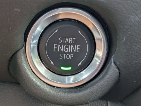 Used 2025 Chevrolet Tahoe LS RWD image 27
