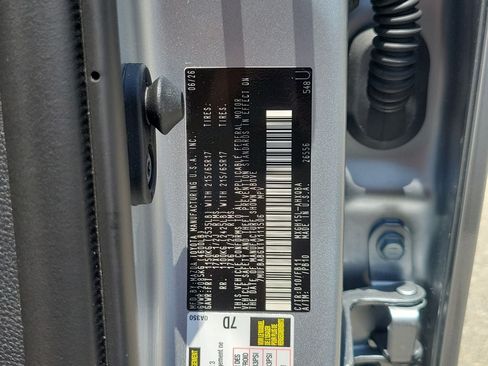 Used 2026 Toyota Corolla Cross AWD Hybrid image 32