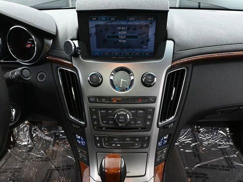 Used 2010 Cadillac CTS Premium image 34