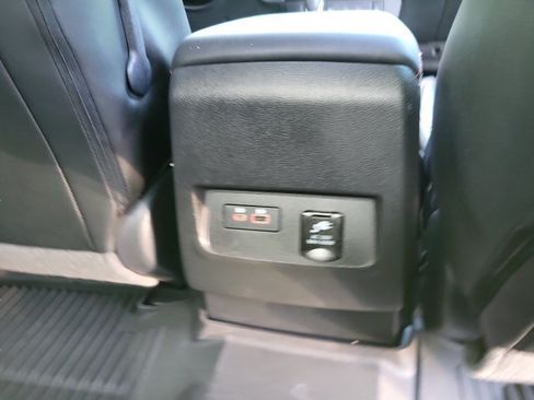 Used 2023 Nissan Frontier PRO-4X w/ Pro-4X Premium Package AWD/4WD image 16