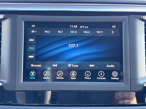 Used 2019 Chrysler Pacifica Touring Plus image 22