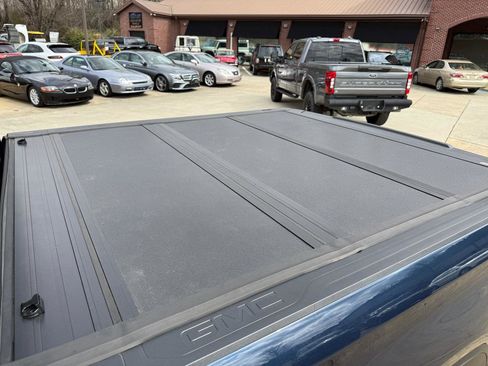 Used 2019 GMC Sierra 1500 SLT image 14