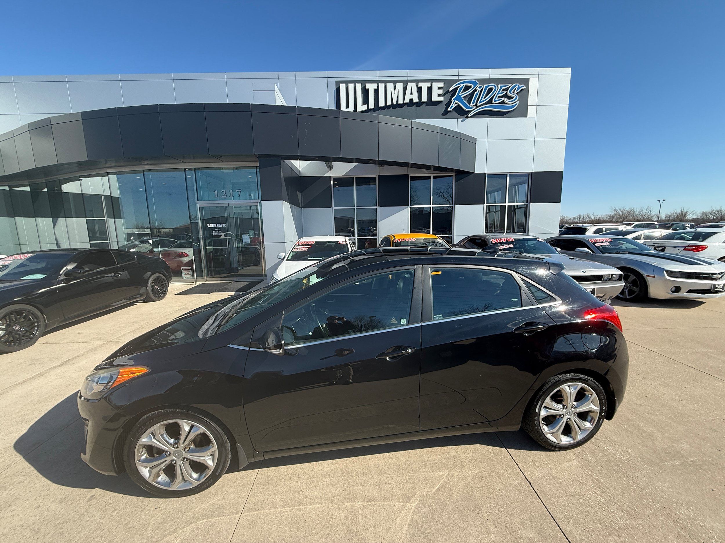 Used 2014 Hyundai Elantra GT w/ Option Group 03 FWD image 1