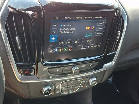 Used 2023 Chevrolet Traverse RS w/ LPO, Floor Liner Package AWD/4WD image 18
