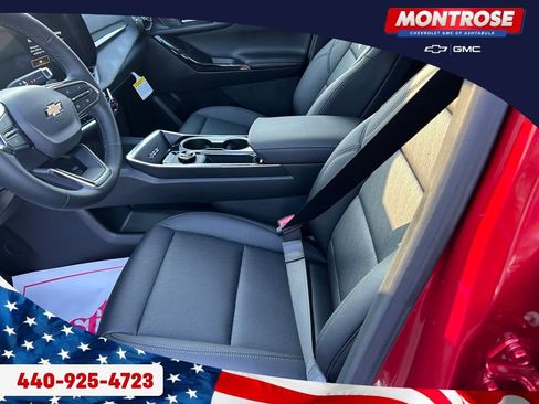 New 2026 Chevrolet Equinox LT w/ Convenience Package II image 11