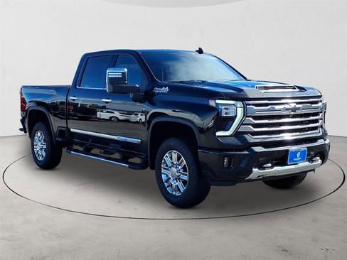 New 2026 Chevrolet Silverado 2500 High Country w/ Technology Package image 3