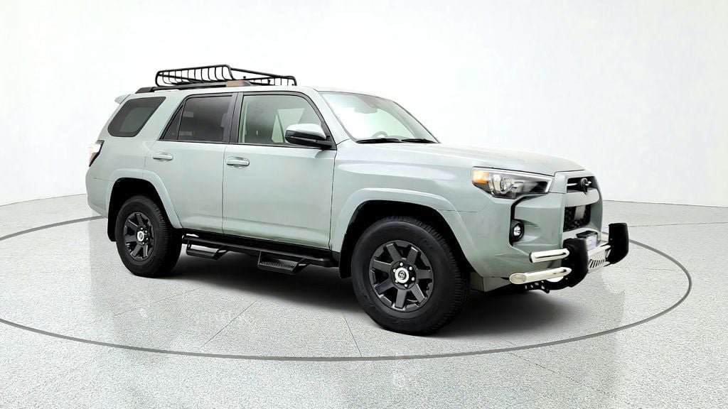 Used 2022 Toyota 4Runner Trail Special Edition AWD/4WD image 3