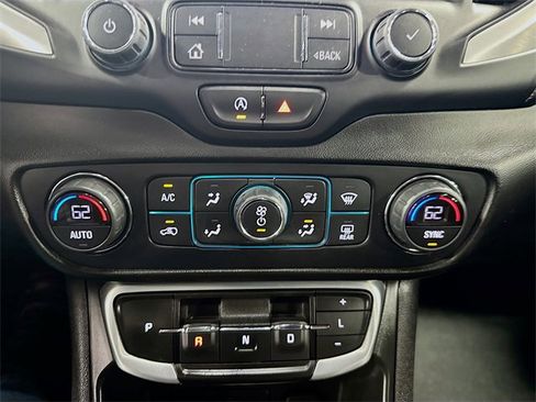 Used 2022 GMC Terrain SLE w/ Driver Convenience Package image 22