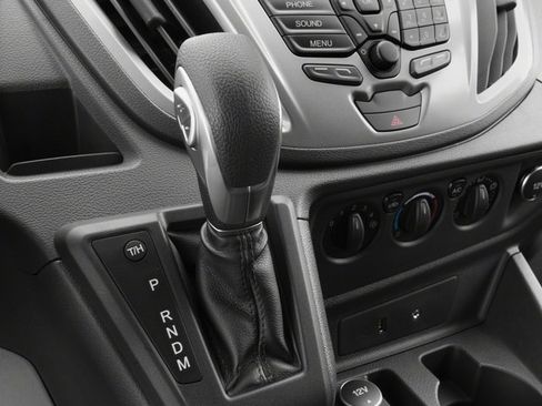 Used 2018 Ford Transit 350 XLT RWD image 11