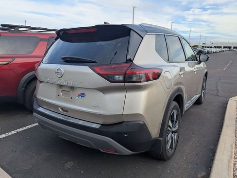 Used 2021 Nissan Rogue SL image 5